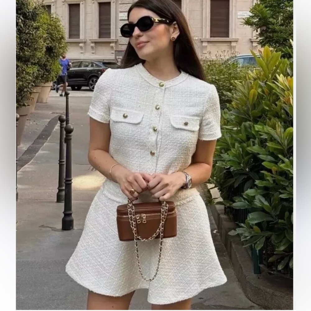 New AQUA
Tweed Short Sleeve Mini Dress Cream Tweed Dress with Gold Buttons - Picture 10 of 16